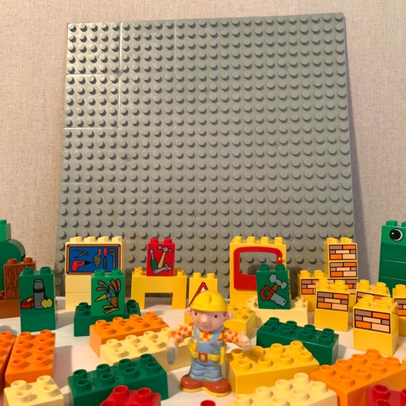 Vintage Lego Duplo Bob The Builder 75 Pieces With Large Building Plate - Picture 14 of 15